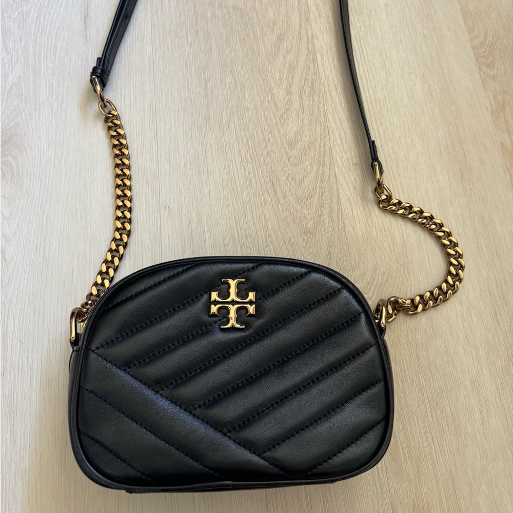 Tory burch Kira crossbody bag quilted black gold
